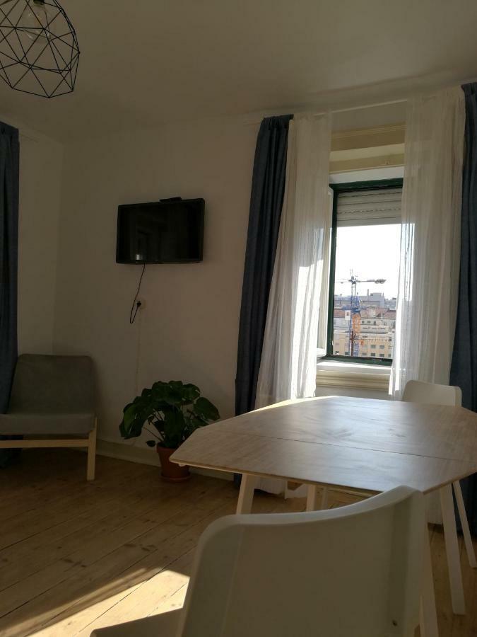 Pretty Views Apartment Lisbon Exterior photo